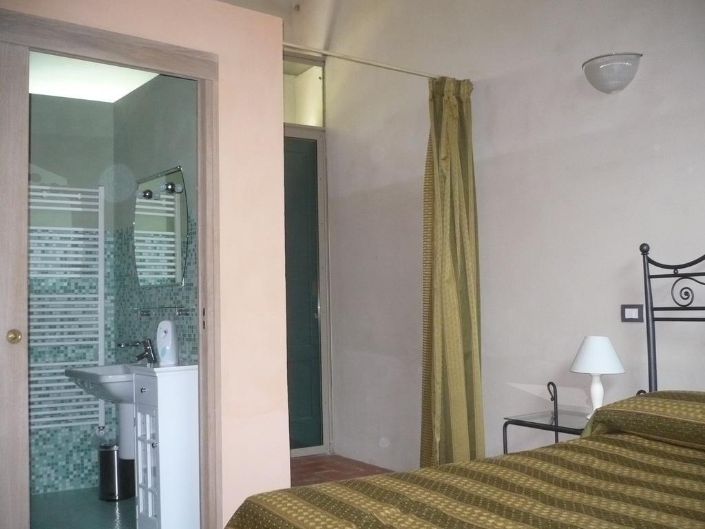 Casa Vacanze "Casale Al Pino" Riparbella Εξωτερικό φωτογραφία