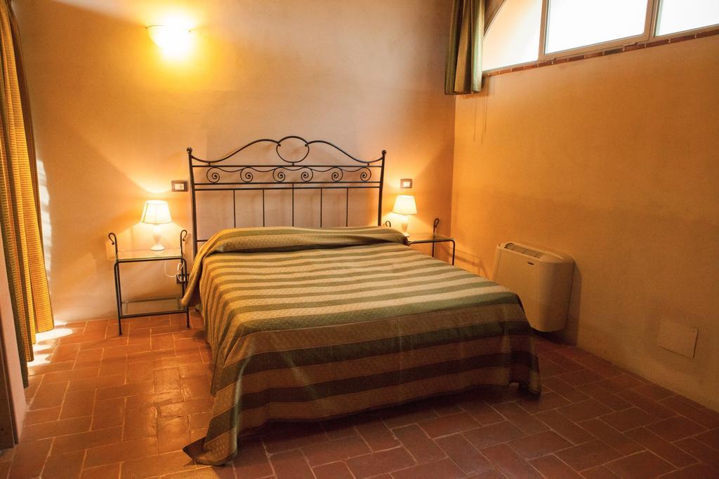 Casa Vacanze "Casale Al Pino" Riparbella Εξωτερικό φωτογραφία