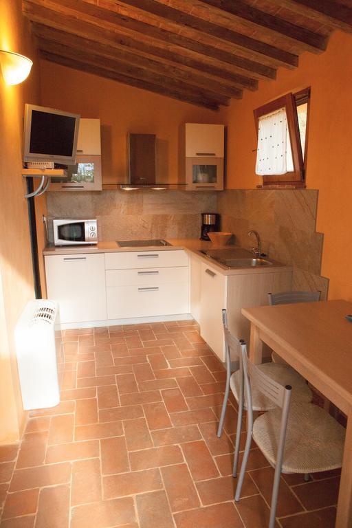 Casa Vacanze "Casale Al Pino" Riparbella Εξωτερικό φωτογραφία