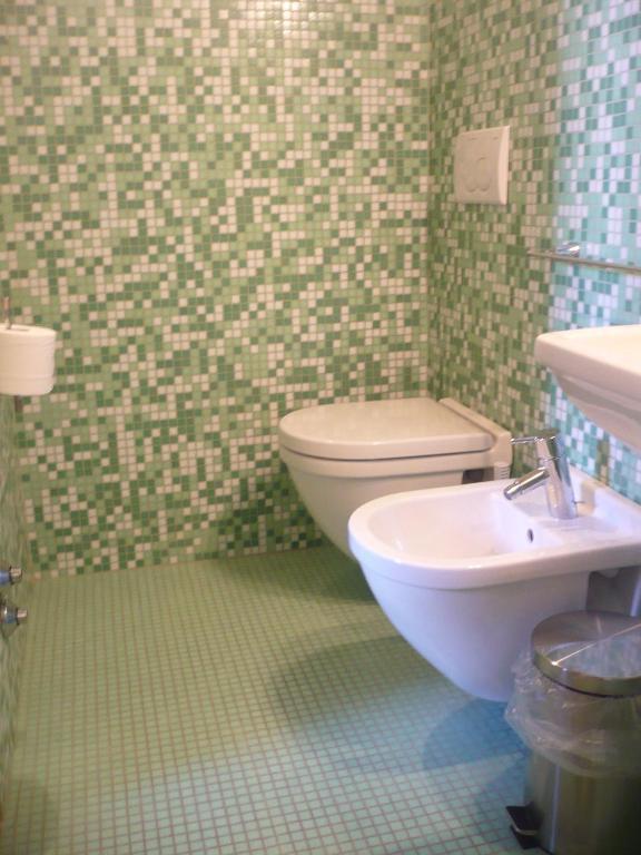 Casa Vacanze "Casale Al Pino" Riparbella Δωμάτιο φωτογραφία