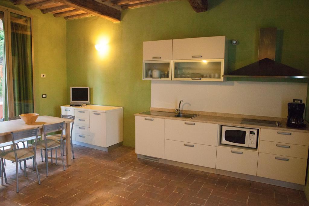 Casa Vacanze "Casale Al Pino" Riparbella Εξωτερικό φωτογραφία