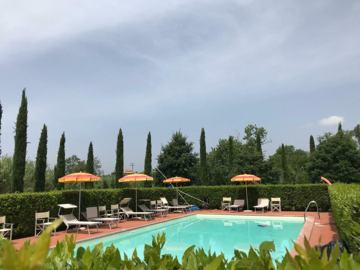 Casa Vacanze "Casale Al Pino" Riparbella Εξωτερικό φωτογραφία